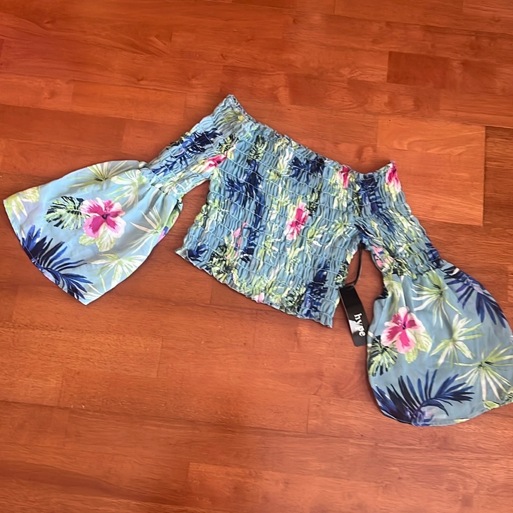 HYPE FLORAL TOP